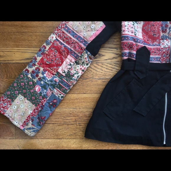 Vintage Quilted Pattern Jacket with Hood + Belt - Picture 7 of 8